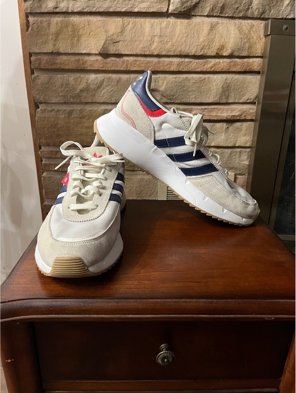 Adidas Men's Retro Running Sneakers Size 13 White Navy Red